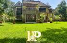 6 Bed Townhouse with En Suite in Runda - 2
