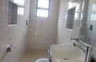 6 Bed House with En Suite in Membley - 12