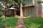 4 Bed House with En Suite in Lavington - 1