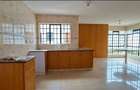 4 Bed House in Spring Valley - 9