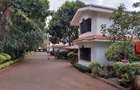5 Bed House with En Suite at Lavington Green - 2