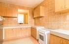 4 Bed Townhouse with En Suite at Kenpipe Gardens - 6