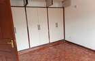 4 Bed Townhouse with En Suite at Lavington - 8