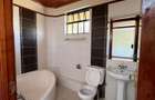 5 Bed Townhouse with En Suite in Kileleshwa - 11
