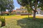 5 Bed House with En Suite in Loresho - 2