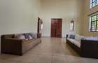 5 Bed House with En Suite in Runda - 11
