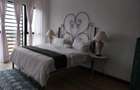 Furnished 2 Bed Apartment with En Suite in Rosslyn - 17