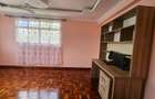 5 Bed House with En Suite in Runda - 9