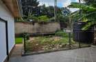 5 Bed Townhouse with En Suite at Mthangari - 2