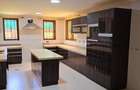 5 Bed Townhouse with En Suite at Lavington Green - 8