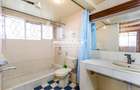 Furnished 3 Bed Apartment with En Suite in Brookside - 7