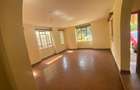 5 Bed Townhouse with En Suite in Lavington - 4
