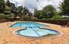 4 Bed Villa with En Suite at Rosslyn - 16