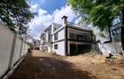 6 Bed House with En Suite at Lavington - 5