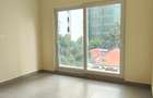 2 Bed Apartment with En Suite at Parklands - 8