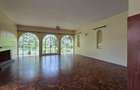4 Bed House with En Suite in Gigiri - 11