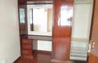 4 Bed Villa with En Suite in Westlands Area - 6