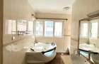 4 Bed Townhouse with En Suite at Riverside Drive - 4