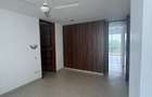 4 Bed Apartment with En Suite at Greenwood Area - 8