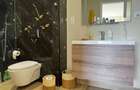 2 Bed Apartment with En Suite in Riverside - 17