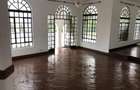 5 Bed House with En Suite in Nyari - 10