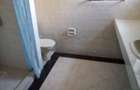 Serviced 2 Bed Apartment with En Suite at Valley Arcade - 12