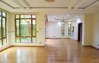5 Bed Townhouse with En Suite at Lavington Green - 9