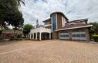 5 Bed House with En Suite in Runda - 17