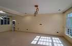 4 Bed Villa with En Suite at Garden Estate - 10