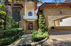 4 Bed Villa with En Suite in Lavington - 1