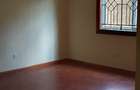 5 Bed House with En Suite in Runda - 12