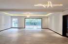 3 Bed Apartment with En Suite at Riverside Drive - 8