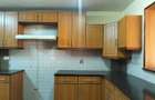 5 Bed House with En Suite in Lavington - 39