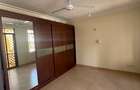 2 Bed Apartment with En Suite at Off Links Road - 19