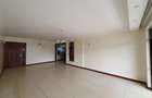 4 Bed Apartment with En Suite in Parklands - 2