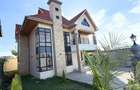 4 Bed Villa with Swimming Pool in Kitengela - 1