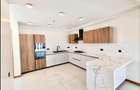 4 Bed Apartment with En Suite in Westlands Area - 9