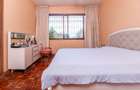 5 Bed Apartment with En Suite in Parklands - 10