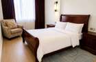 Serviced 2 Bed Apartment with En Suite at Riverside - 15