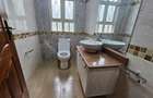 9 Bed House with En Suite in Nyari - 13