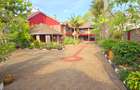 6 Bed House with En Suite at Glory Road - 5