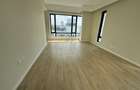 4 Bed Apartment in Riverside - 8