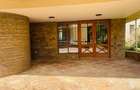 5 Bed House with En Suite in Runda - 7