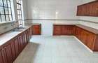 4 Bed Townhouse with En Suite at Lavington - 3