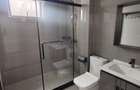 3 Bed Apartment with Gym in Riverside - 8