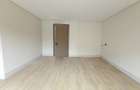 5 Bed House with En Suite in Kyuna - 9