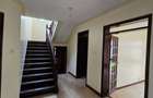 5 Bed Townhouse with En Suite in Lavington - 19