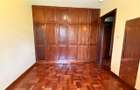 5 Bed House with En Suite in Nyari - 13