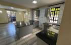 5 Bed Townhouse with En Suite at Westlands - 3