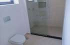 5 Bed Townhouse with En Suite at Lavington - 16